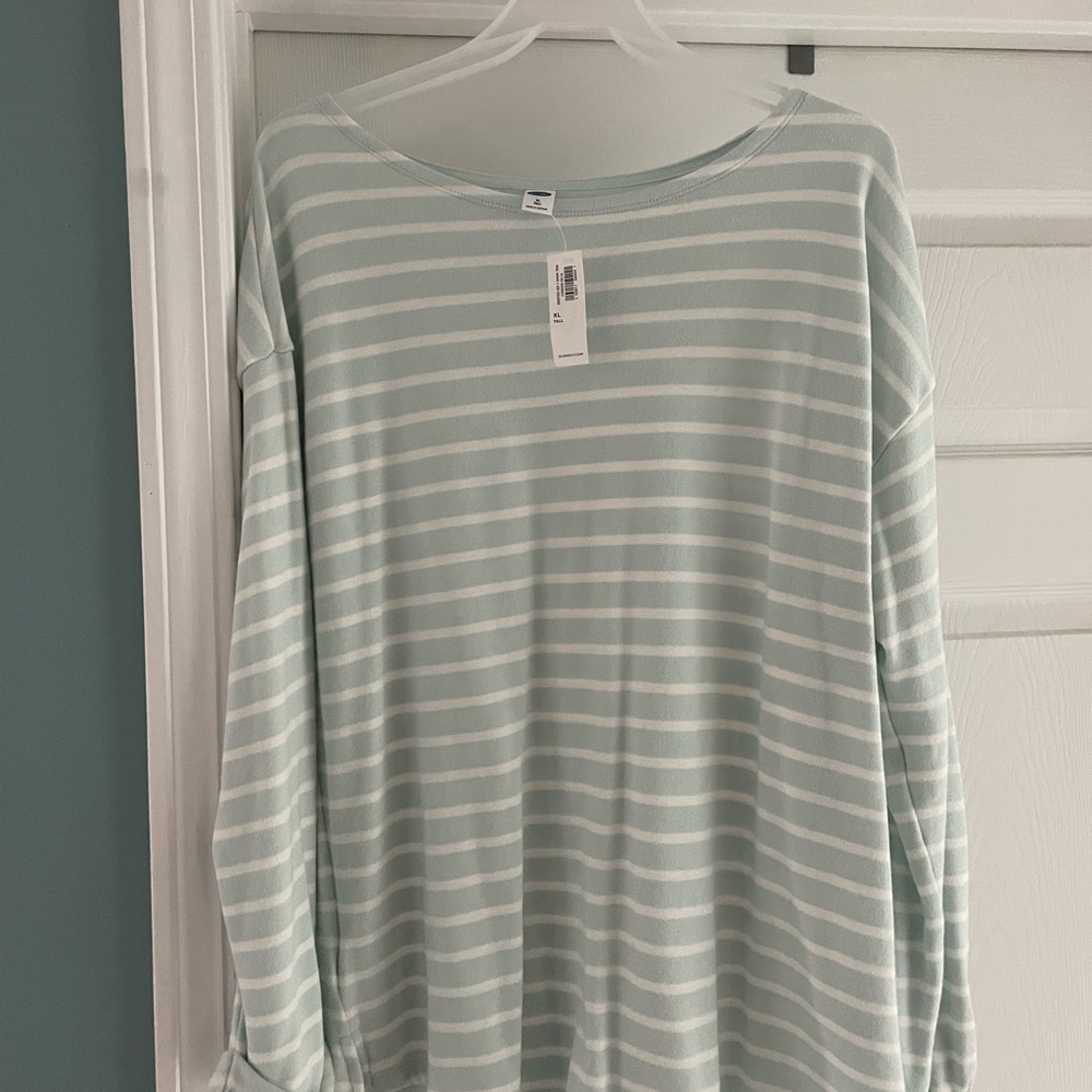 Long sleeve top